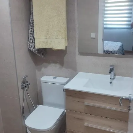 Ideal Familias - Apartamento De 3 Habitaciones Completamente Renovado Apartamento *